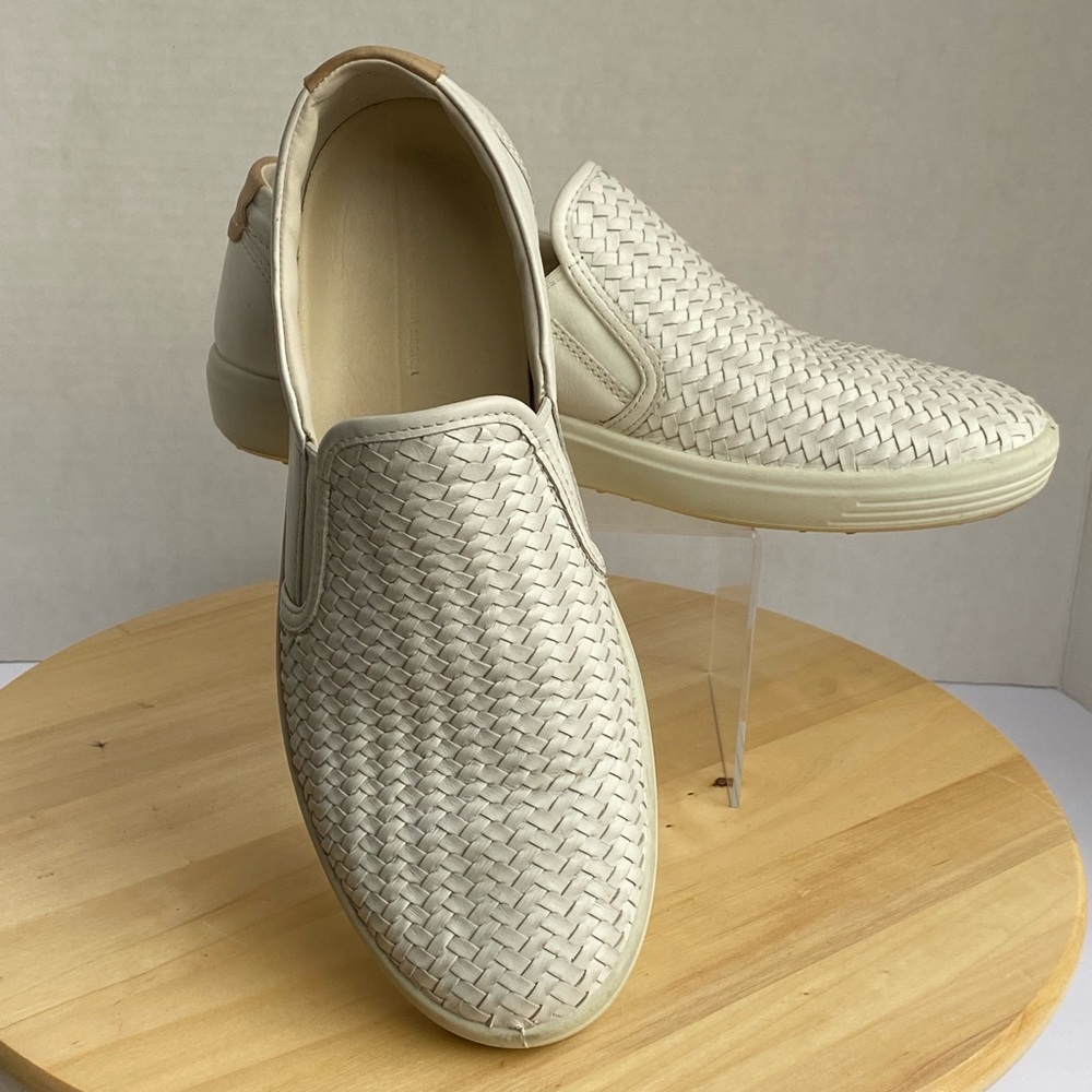 Ecco Women's Cream Woven Slip-On Sneakers